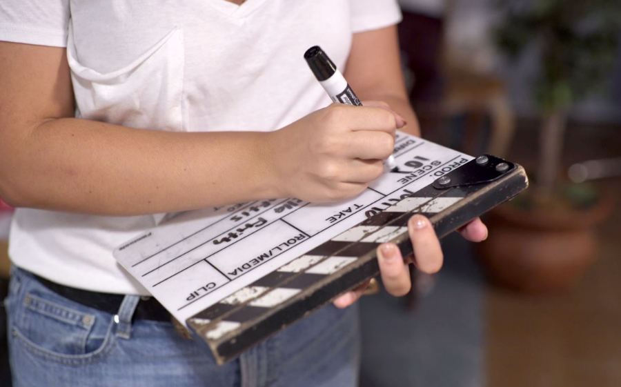 Student works on a film set at lmu